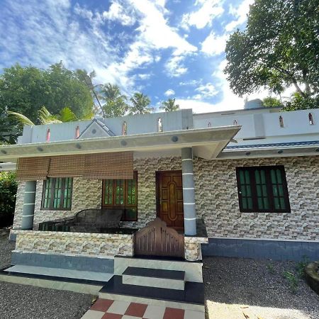 Nisara Homestay Varkala Exterior photo